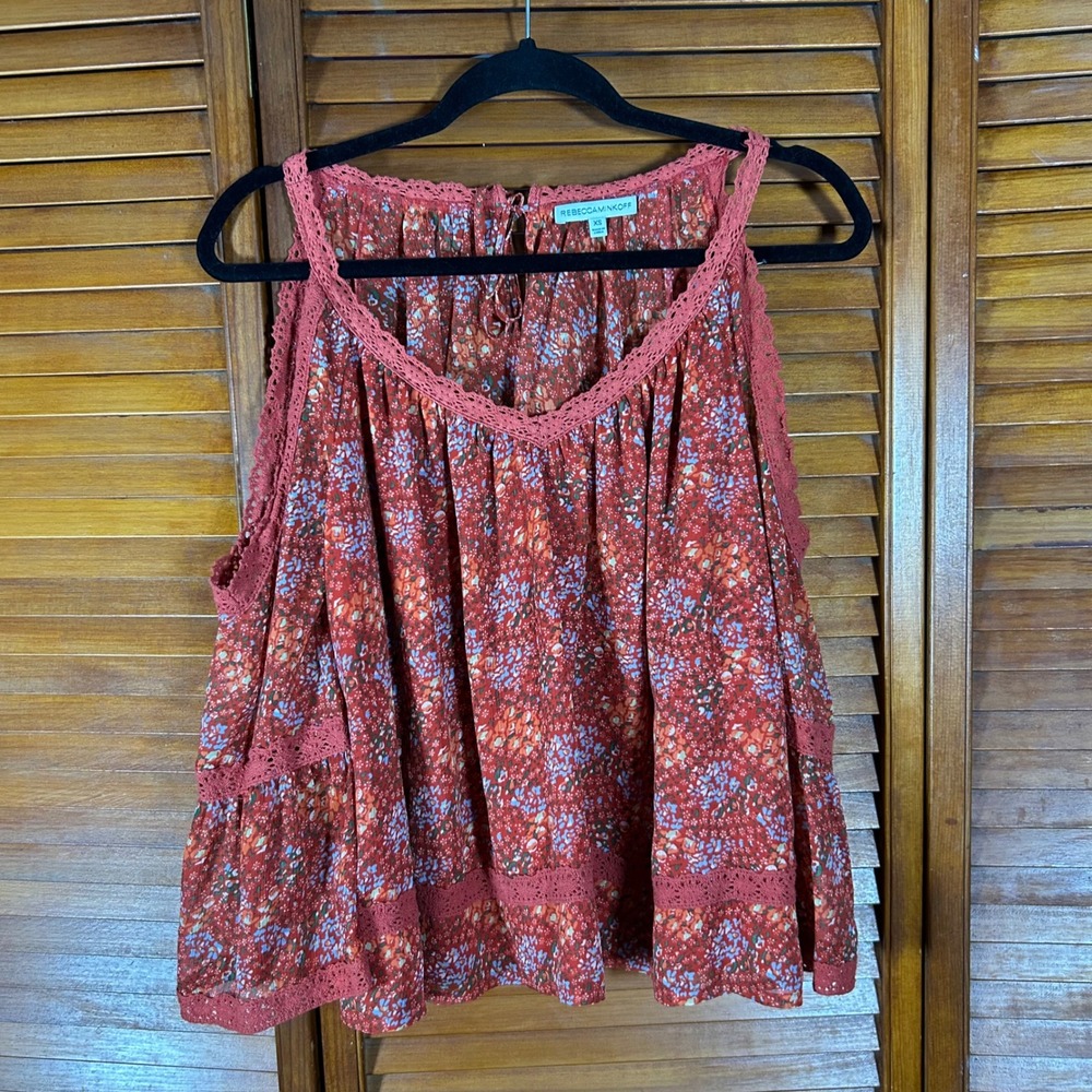 Rebecca Minkoff Boho Red Floral Cold Shoulder Crochet‎ Lace Trim Blouse XS